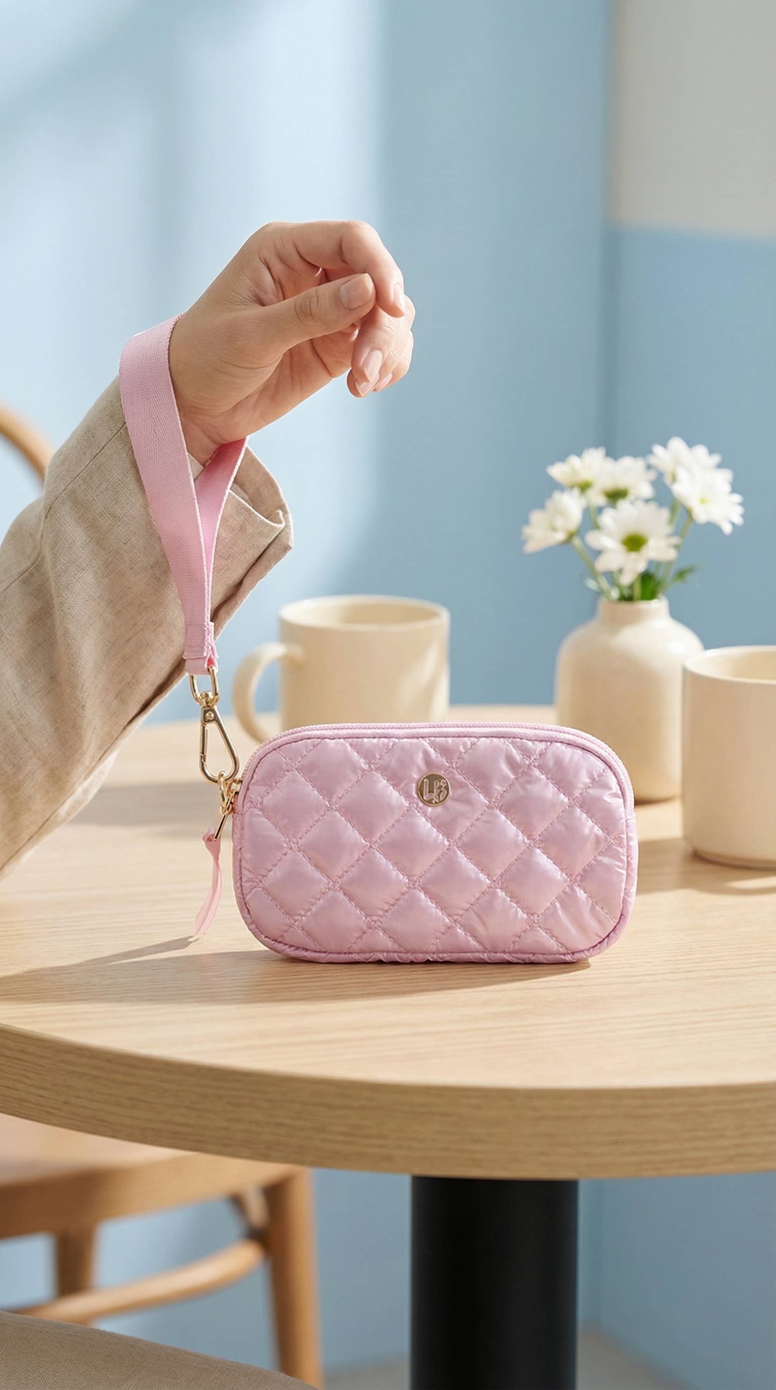 Keychain Wristlet Wallet Large Ice Pink