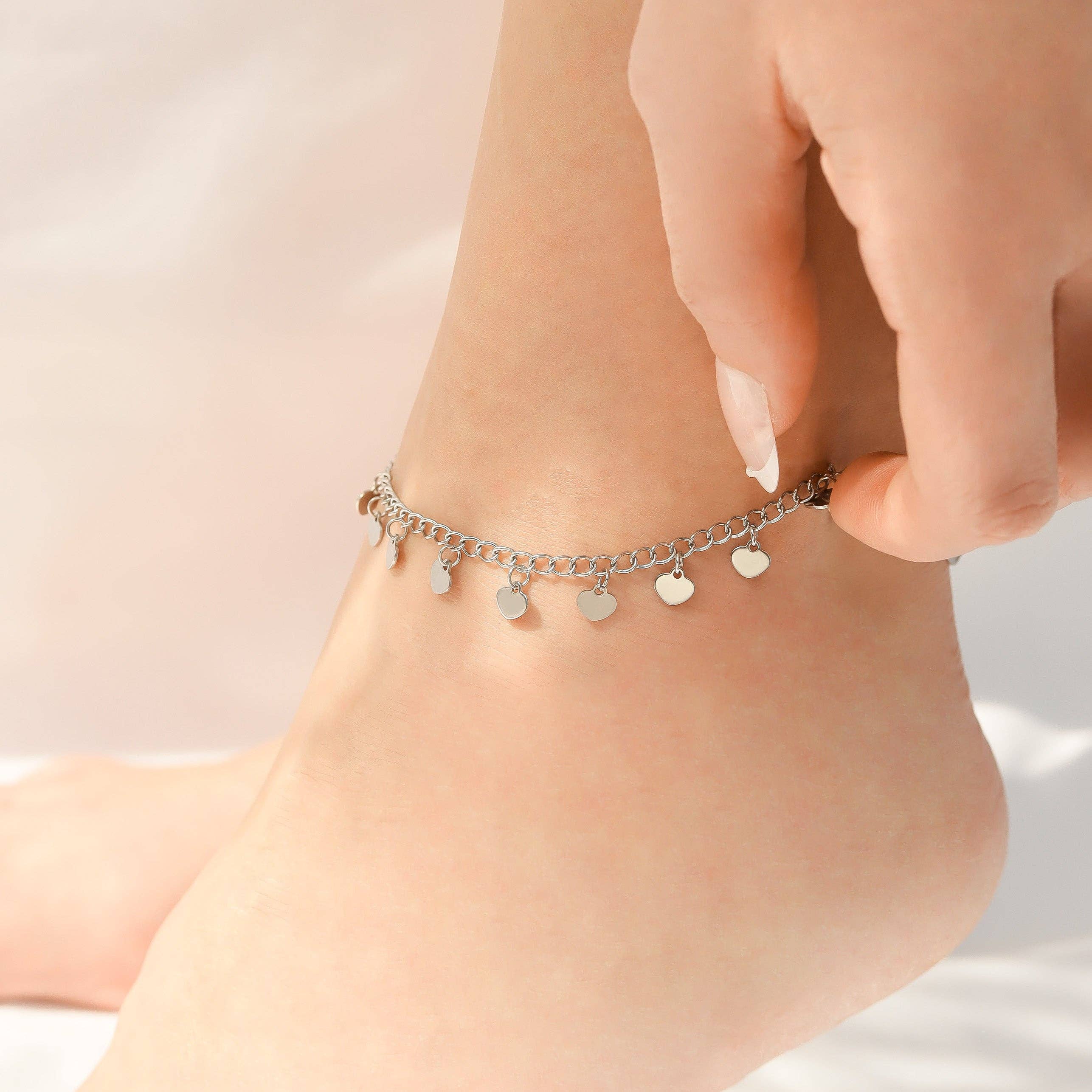 18K Gold PVD Stainless Steel Dangle Hearts Charm Anklet