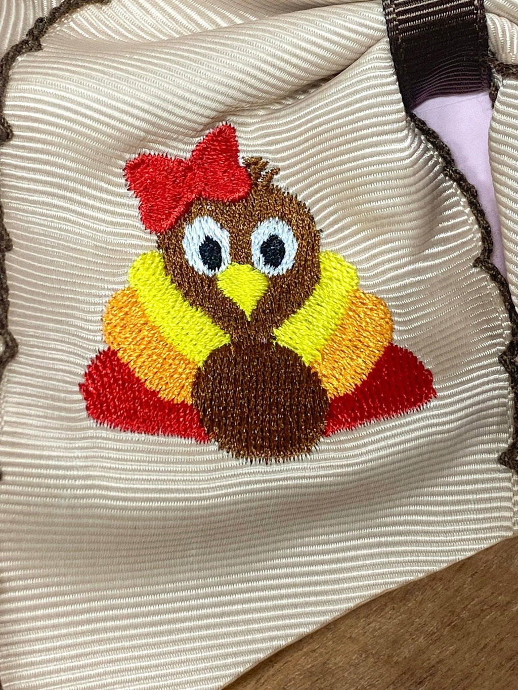 Turkey Embroidered Moonstitch Hair Bow | Clip