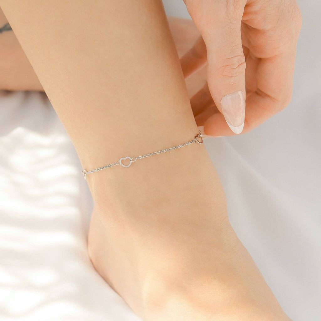 18K Gold PVD Stainless Station Hearts Chain Anklet