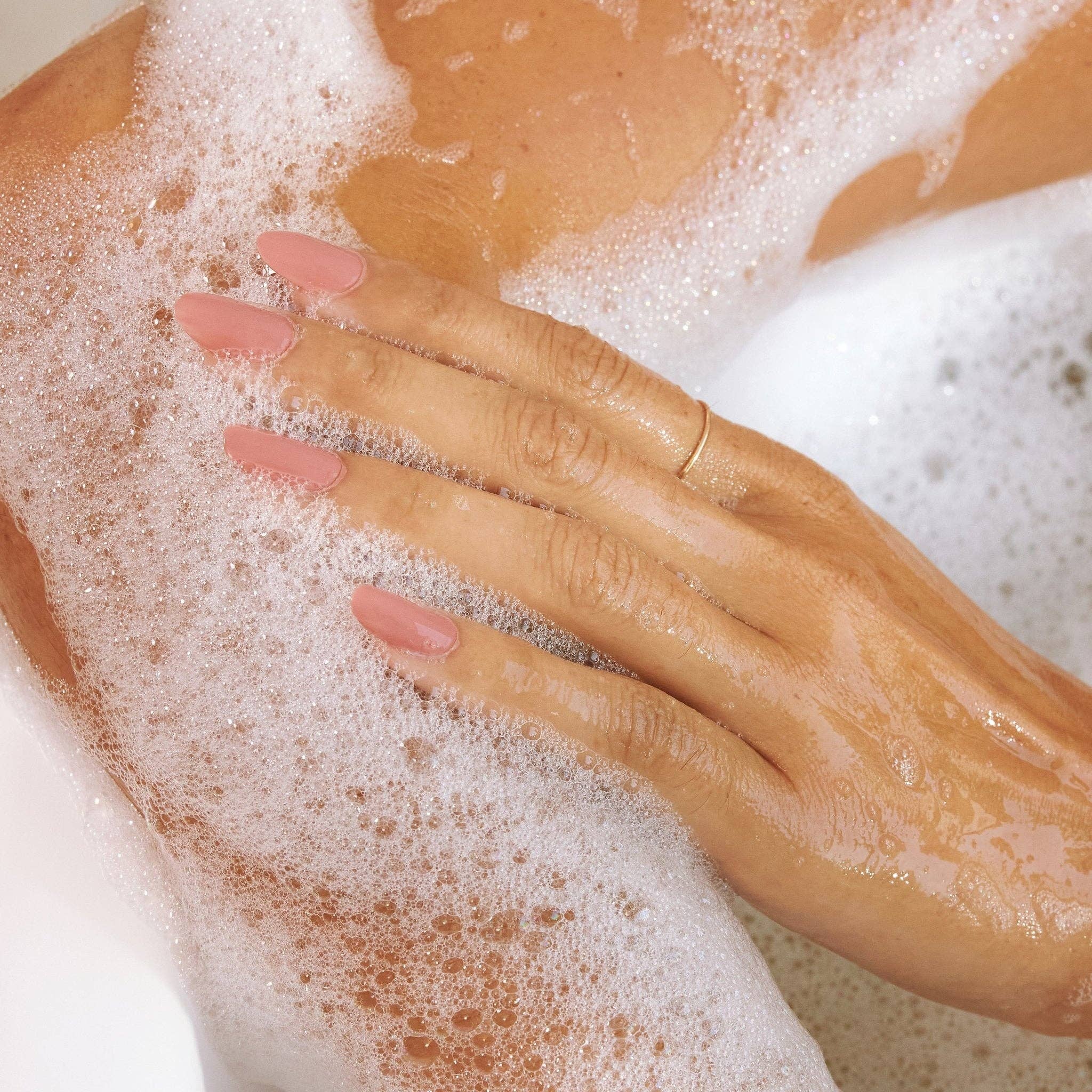 Signature Collection Shower Oil & Bubble Bath