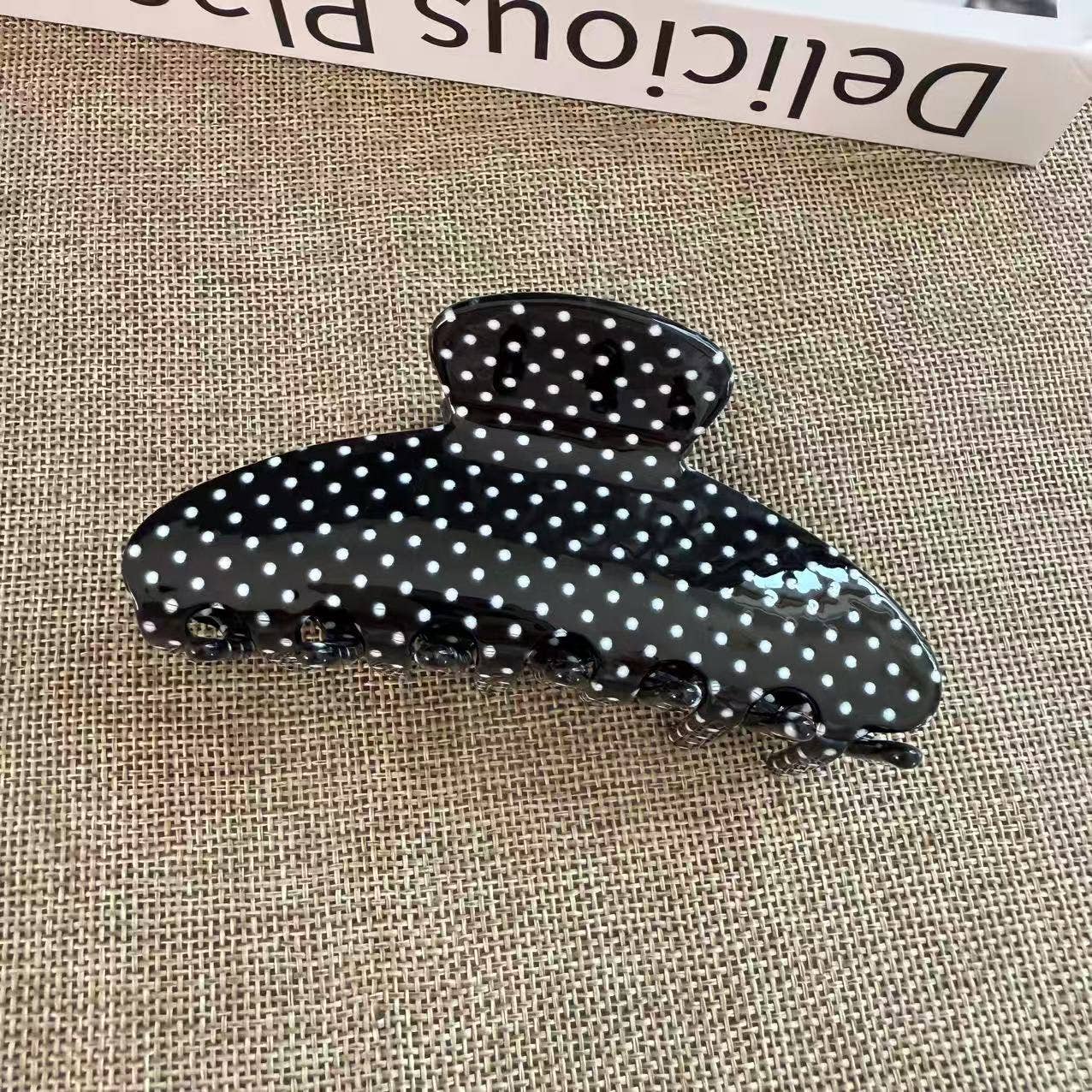 Chic Seashell Pattern Hair Claw, Polka Dot Hair Accessories
