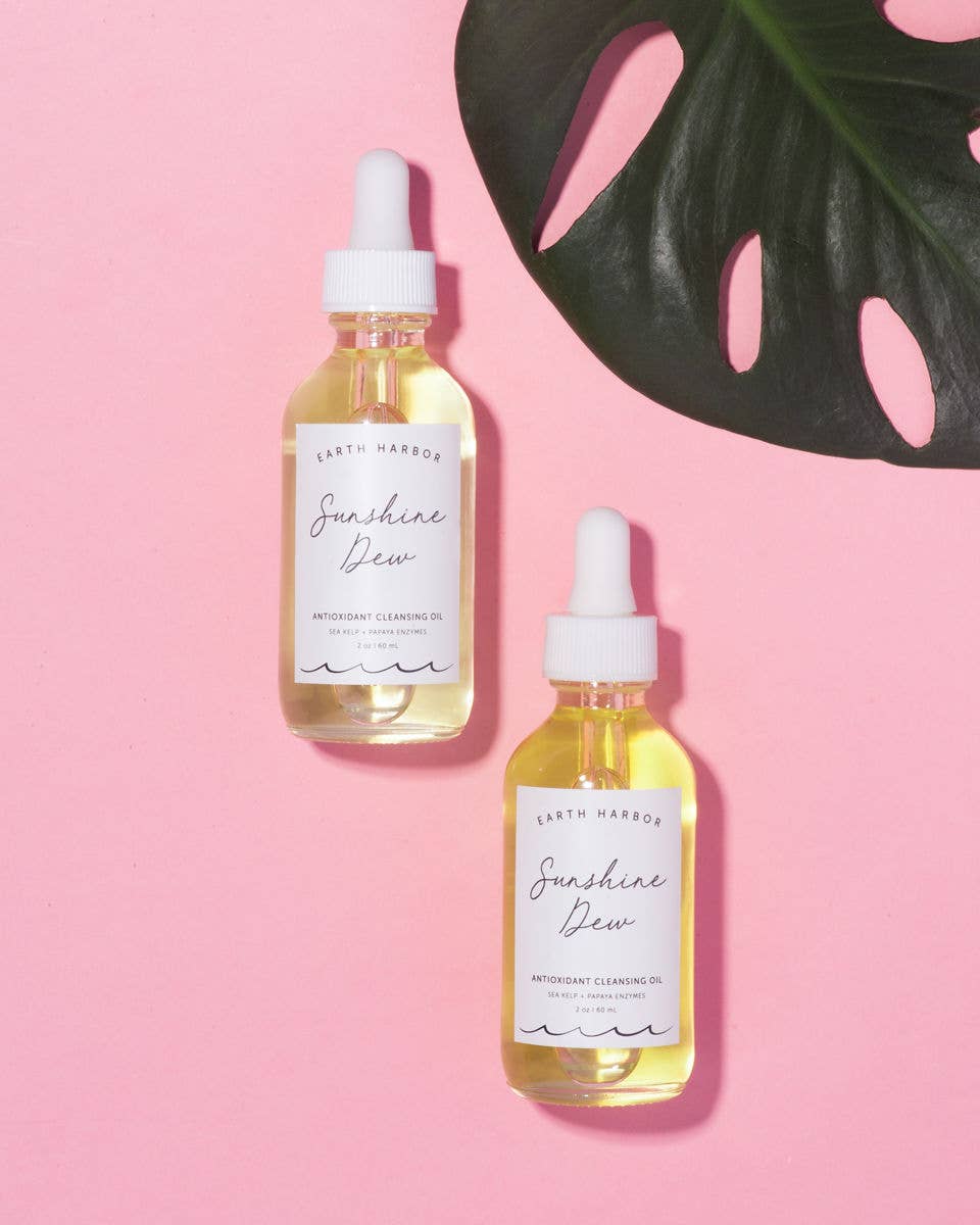 SUNSHINE DEW Antioxidant Cleansing Oil.