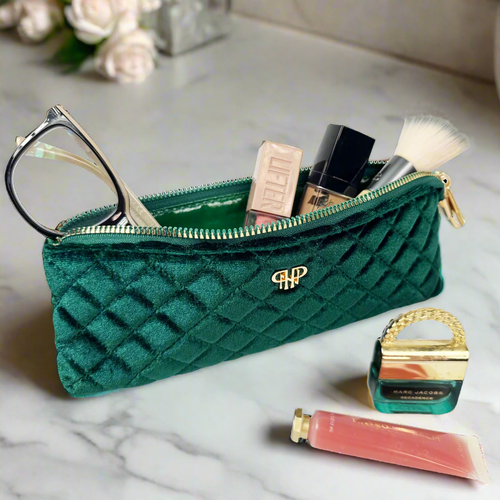 Sleek Stash Go-To-Case Emerald Velvet - PurseN