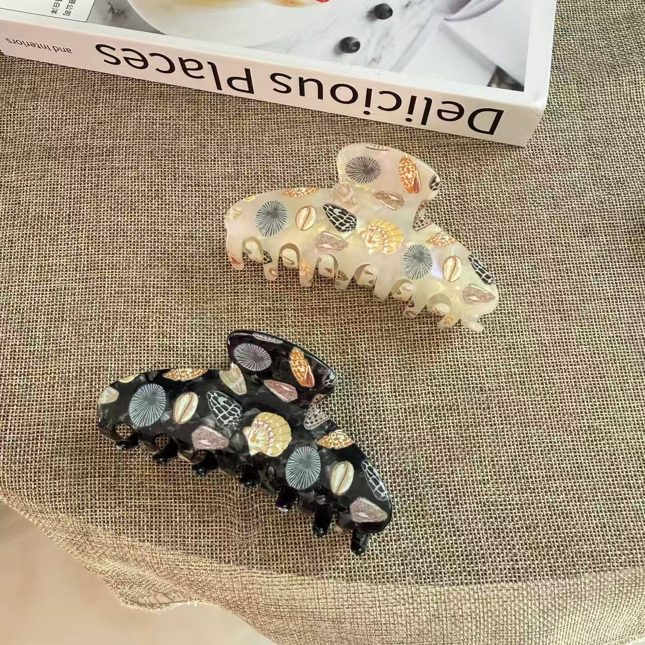 Chic Seashell Pattern Hair Claw, Polka Dot Hair Accessories