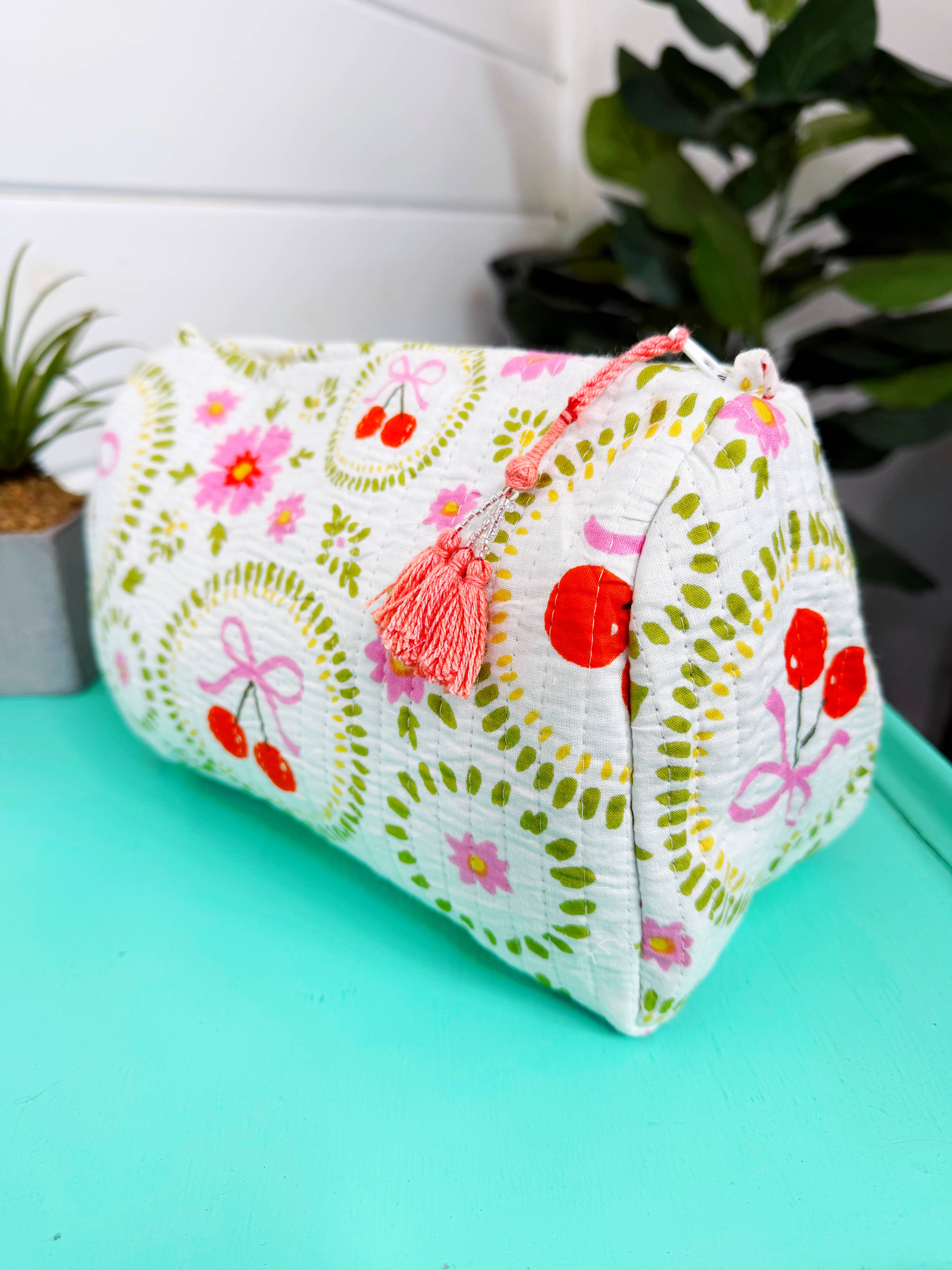 Quilted Makeup Bags | Cosmetics Bag | White Cherries & Bows