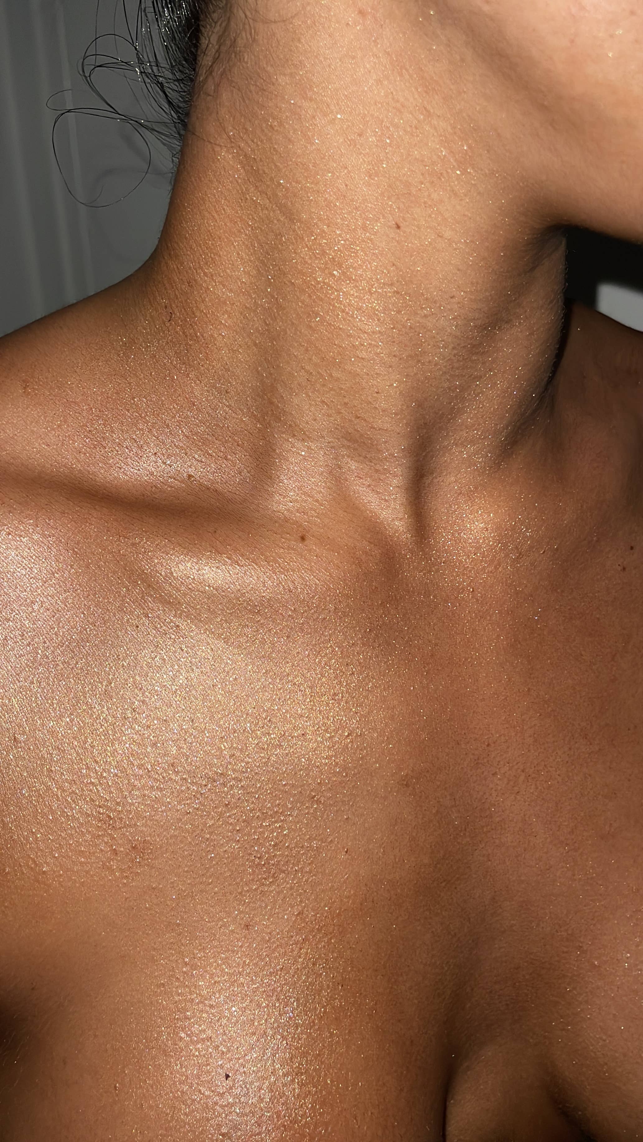 Glow Dust: Post Tan Setting Powder and All Over Body Shimmer