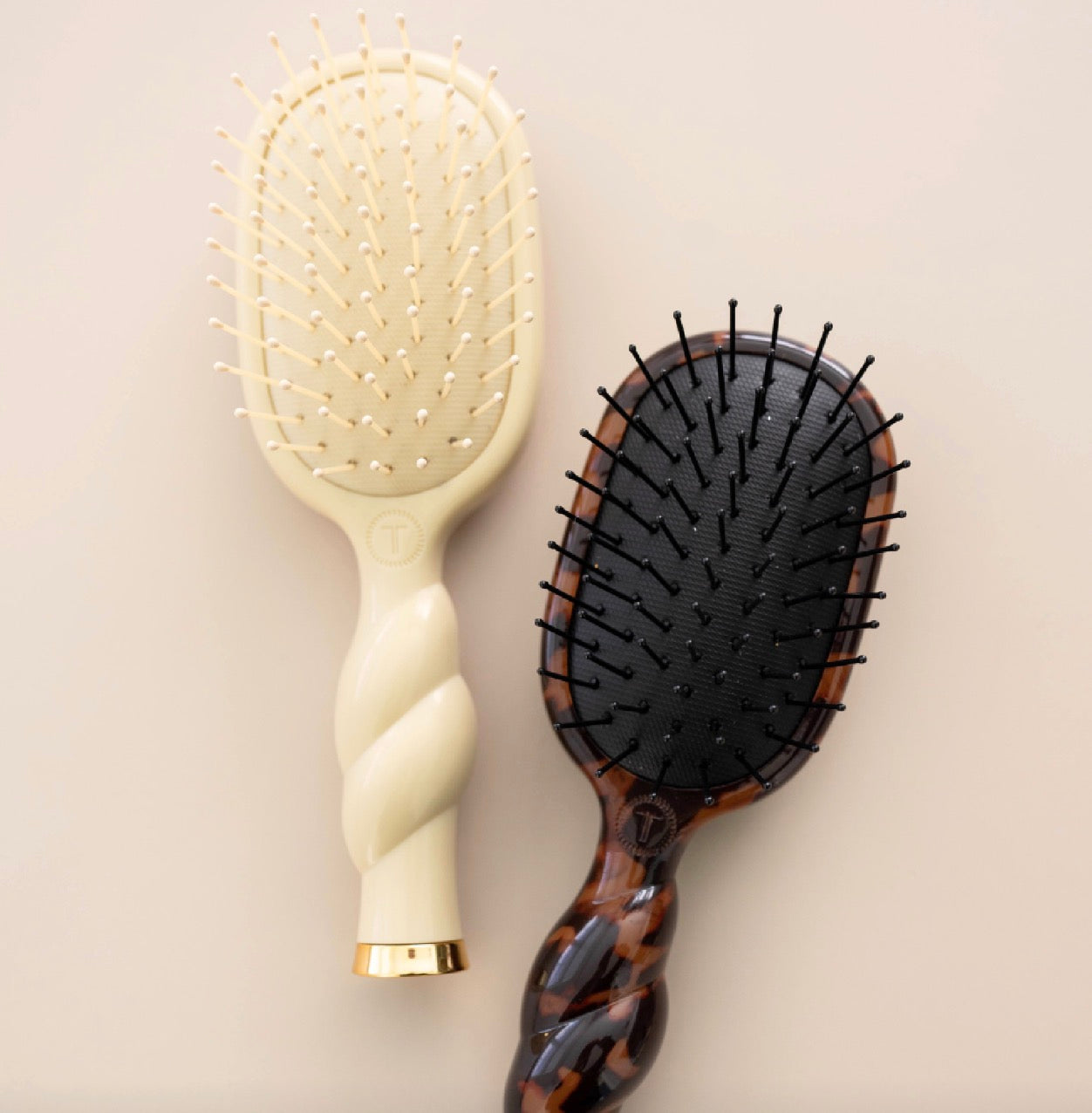 Mini Detangler Brush | Medium Hair