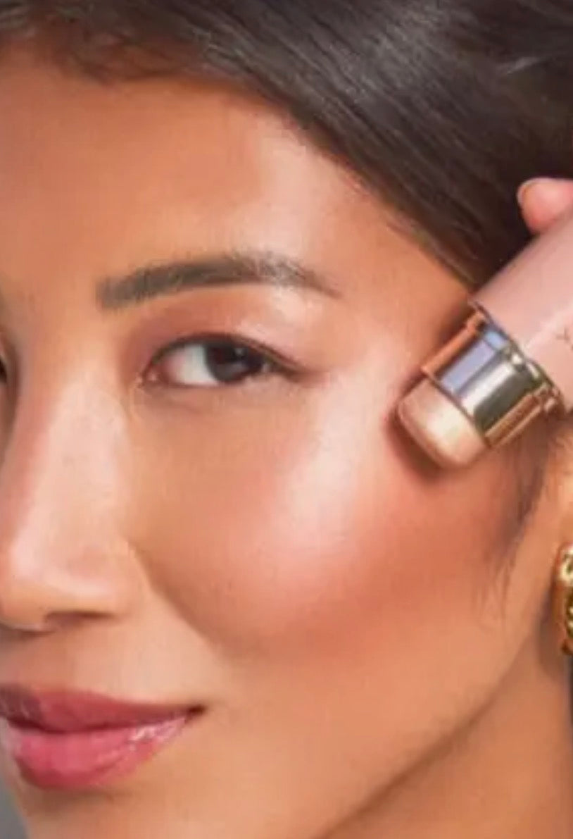 Pro Glow Crème Highlighter Stick®