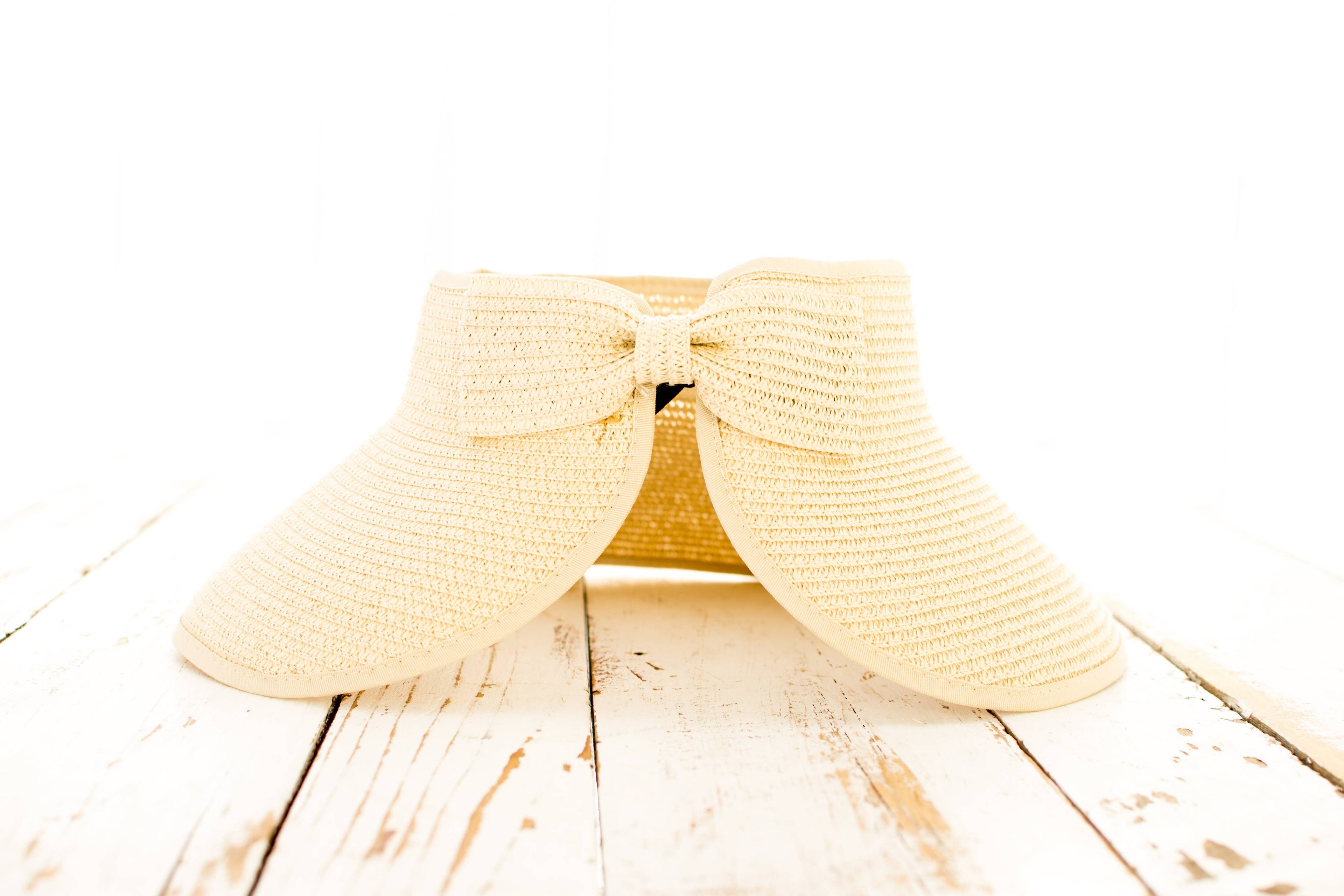 Foldable Wide Brim Bow Visor