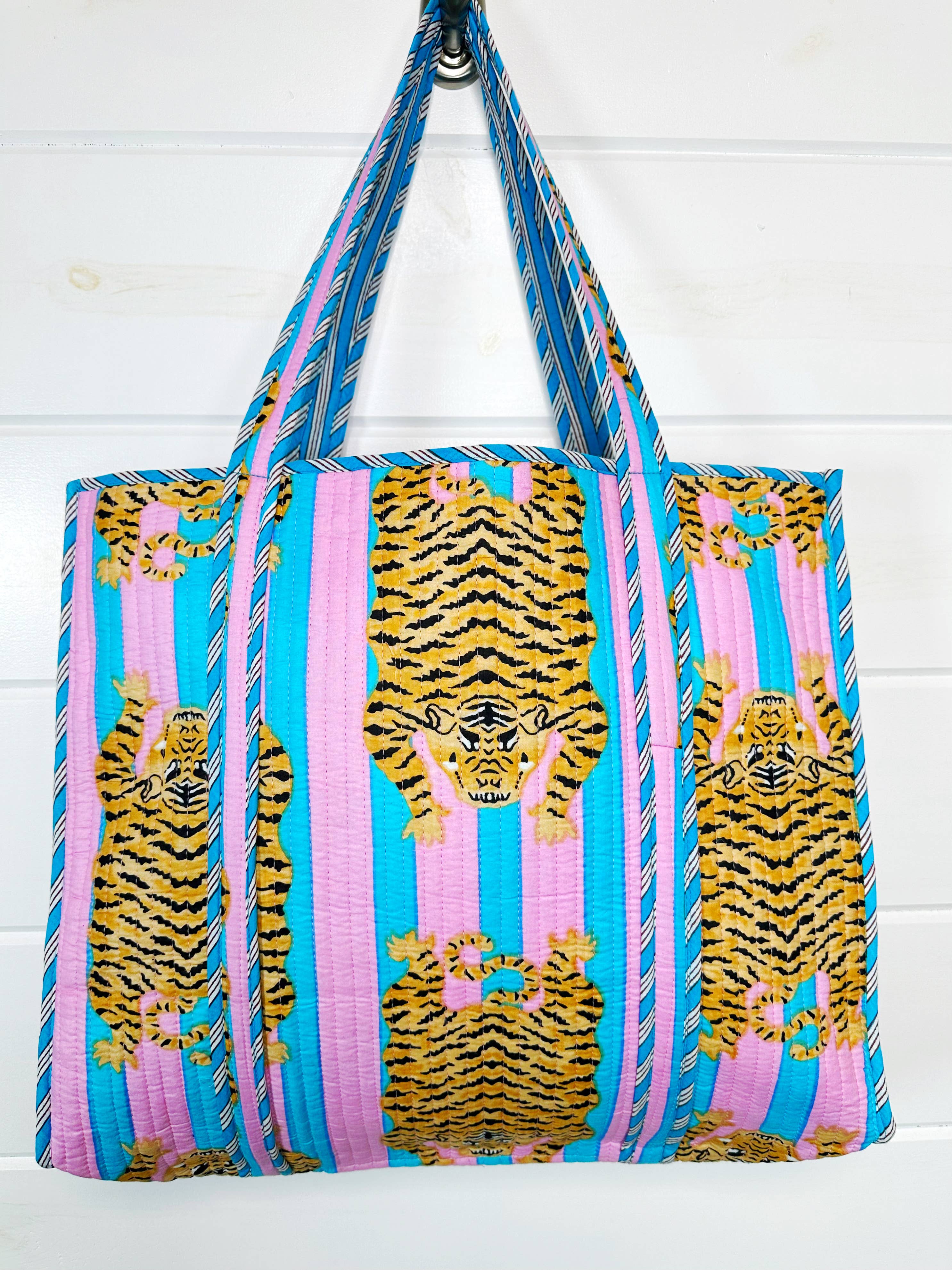 Quilted Travel Tote | Cotton Candy Tiger